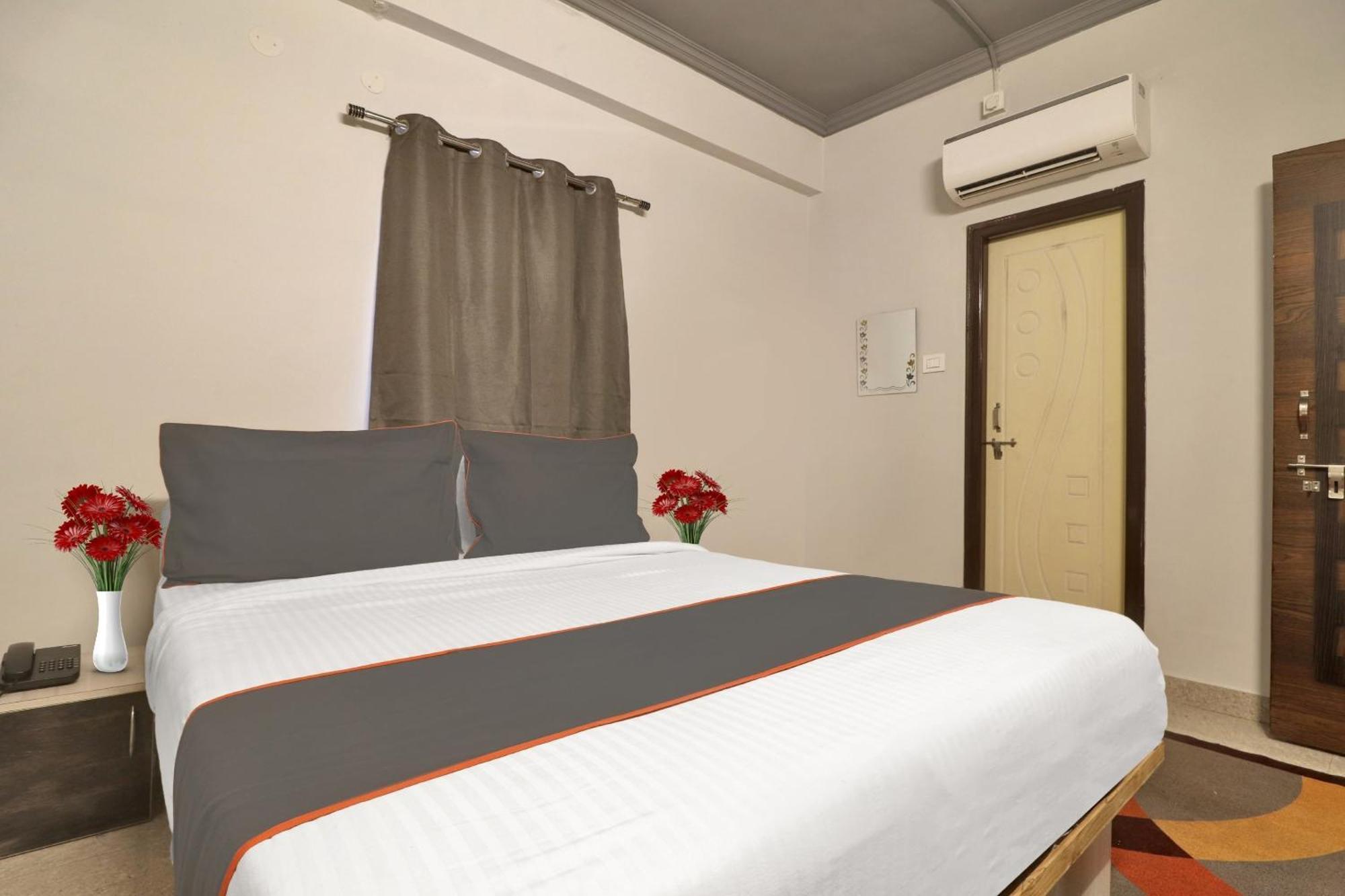 Hotel Super Townhouse Rcc Blizz Kondapur  Exterior foto